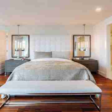 Queen Anne Executive Retreat, Skyline Views w/Private Gym, 7000 Sqft Rooms