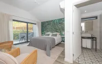 Estoril Village Guest House