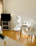 Modern apartment below Homburg University Hospital * renovated bathroom & kitchen *