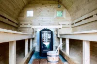 Beautiful vacation apartment "Bella" in the forester's lodge Hotels in Kroslin