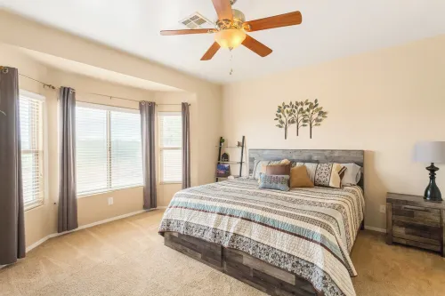 Mesquite Ridge- with office, games and amazing Views!