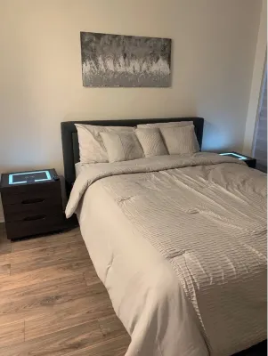 Chic Downtown Mississauga Condo | 5 Min Walk to Square One! Hotels near Clarkson Station