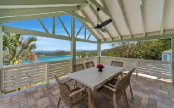 Ocean Views, Solar, Generator Private 3 Bedroom Home