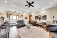 Spacious country lot, minutes from downtown Kingsville !