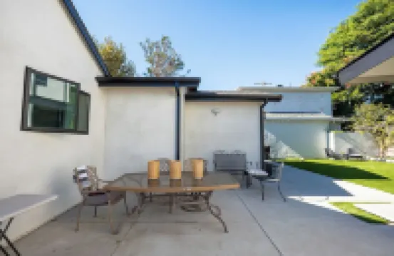 Sherman Oaks Cozy Guest House