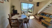 Duplex apartment with stunning sea view Hotels in Guidel