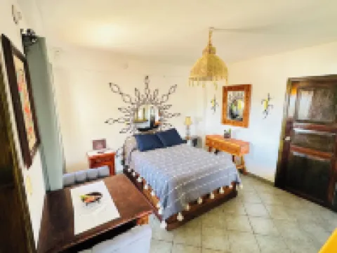 Apartment with kitchenette, garden and panoramic view