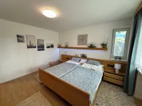 Ferien im Grünen, 7min in die Stadt in Absoluter Ruhe mit Aussicht Hotels in 