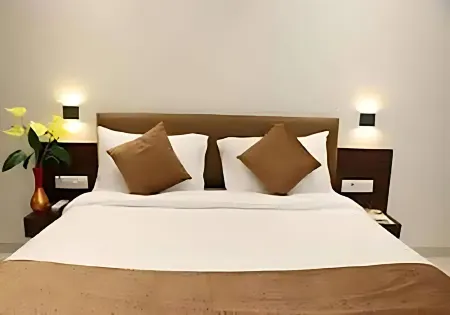 Hotel Cvr Grand Отели рядом с достопримечательностью «Masjid Madina Munawwara»