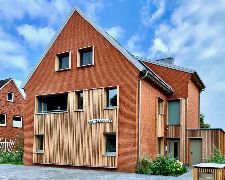 Apartment WattButt EG with garden