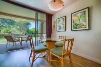 * Steps to the beach * Tropical garden studio