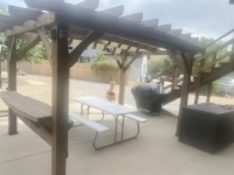 Welcome to wine country Colorado, relax @ the Palisade Chalet on your next trip. Hotels in Palisade