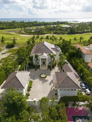 Villa Camila Luxury Home in the exclusive Punta Cana Resort Golf and Club Hotels in 