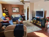 Only 4.8 miles from State Farm- Cardinals- stadium. Lovely 2+ bedroom home