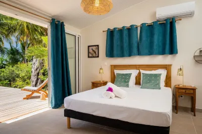 Peaceful villa on the beach - Little Beach House Hotels in 