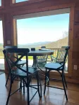 Spectacular Mountain Views w/Pool table and Fire pit!