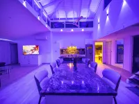 Plaza Achim Penthouse, 300m from Beach!