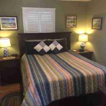 A fabulous vacation awaits! Great family home! Rooms