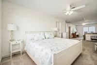 Pool! DOCK! Two Master Bedrooms. Private & public beach access. Sleeps 12