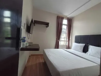 SJ Inn Sukajadi Hotels near Batam Island