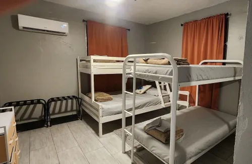 La Posita Beach House Hotels in Miradero