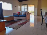 Great panoramic views. Beach and shopping close by.