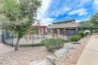 Seasonal Pool, Balcony Quiet and Cozy Aurora Condo! - balcony