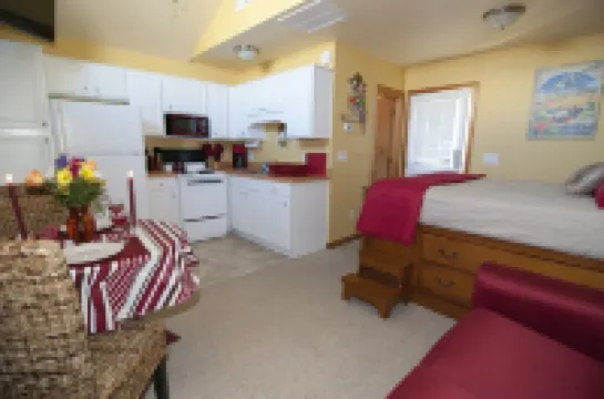 Oceanfront Margaritaville Cabana - perfect for 2