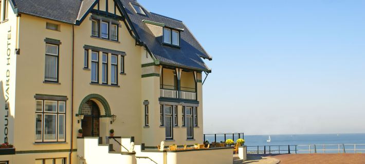 Boulevard Hotel Scheveningen Отели в г. Схевенинген