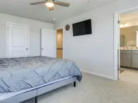 2 Mi to Dtwn Frederick: Updated Townhome Hotels in Frederick