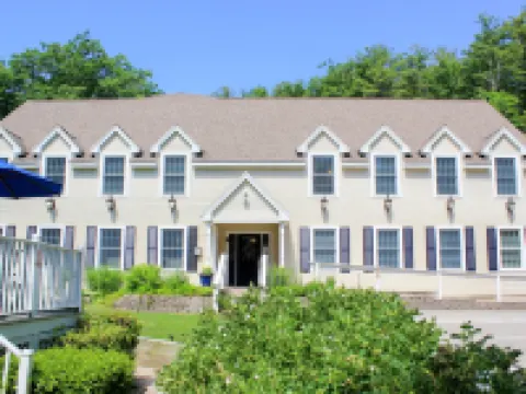 Admiral's Inn Resort Hotels in Ogunquit