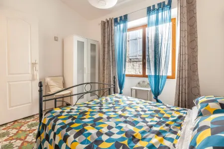 Le Molière - Historical stone house in old Pézenas Отели рядом с достопримечательностью «Camping Les Cigales , 3 étoiles»