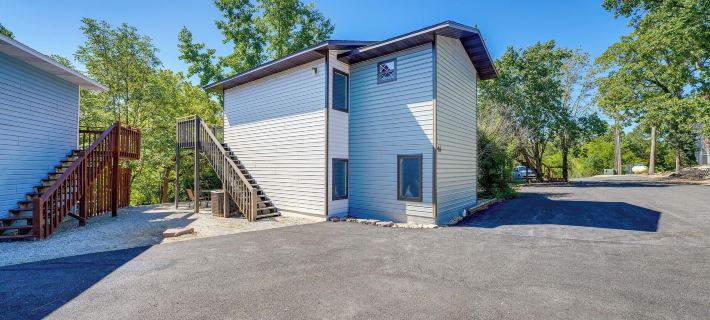 3 Mi to Silver Dollar City! Family Getaway w/ Pool Ξενοδοχεία στην πόλη Indian Point