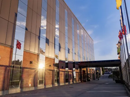 Hotel Coronado Отели рядом со станцией Chiasso Station