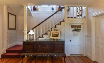 Saltair Inn Waterfront B&B