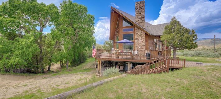 Alder Home w/ Mountain Views 2 Mi to Ruby River Hotels in Madison County