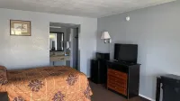 Wilshire Inn - parking