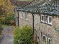 Salter Rake Gate Cottage Hotels near Todmorden
