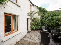 4 Greencross Cottages