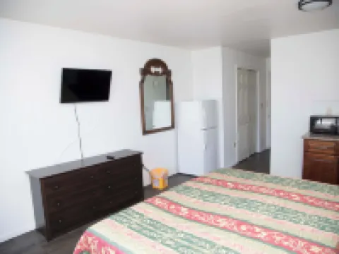 Lake George Residence LLC Hotels in Moreau
