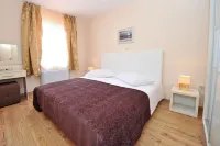 Lastura Aparthotel