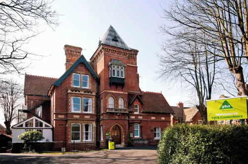 YHA Canterbury - Hostels