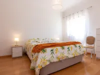 Foz Village Beach by Rent4All Hotels in Buarcos