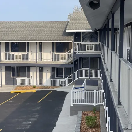Bayside Inn