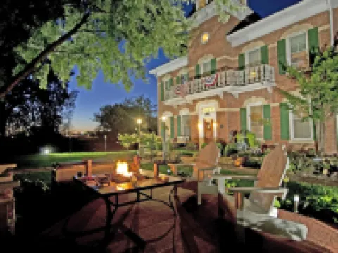 Cloran Mansion Bed & Breakfast Hotels in West Galena Township