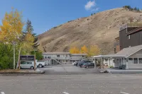 Miller Park Lodge - Parkplatz