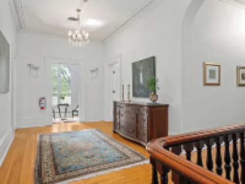 The Cape Hotels in Picton