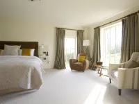 The Plume of Feathers Hotels in Mitchell