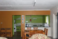 Batemans Bay Holiday Park & Hostel Hotel di Batemans Bay