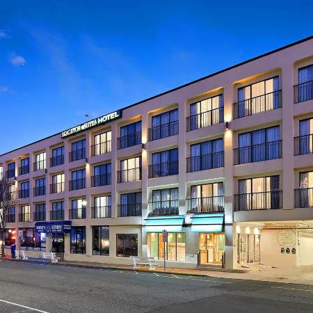 Brighton Suites Hotel